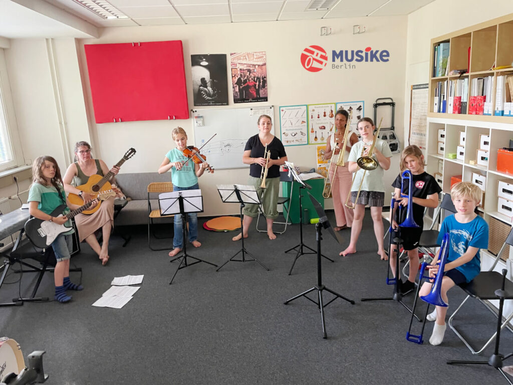 Musike Berlin - Bandprojekt "Let's Twist Again" - Probe